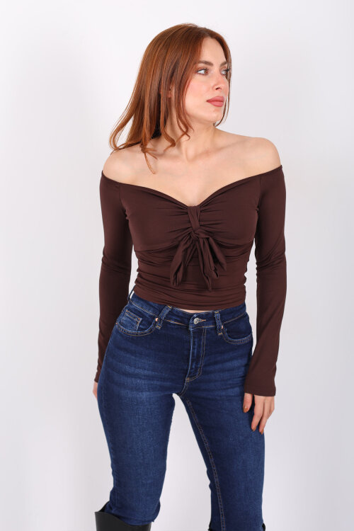 Açık Yaka Fiyonk Bağlamalı Kadın Kahverengi Sandy Bluz - 3