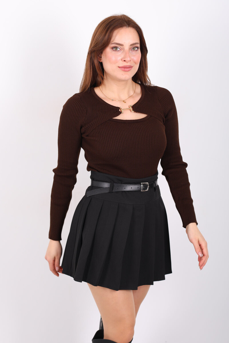 Aksesuarlı Yaka Detaylı Kadın Kahverengi Triko Kazak - 6