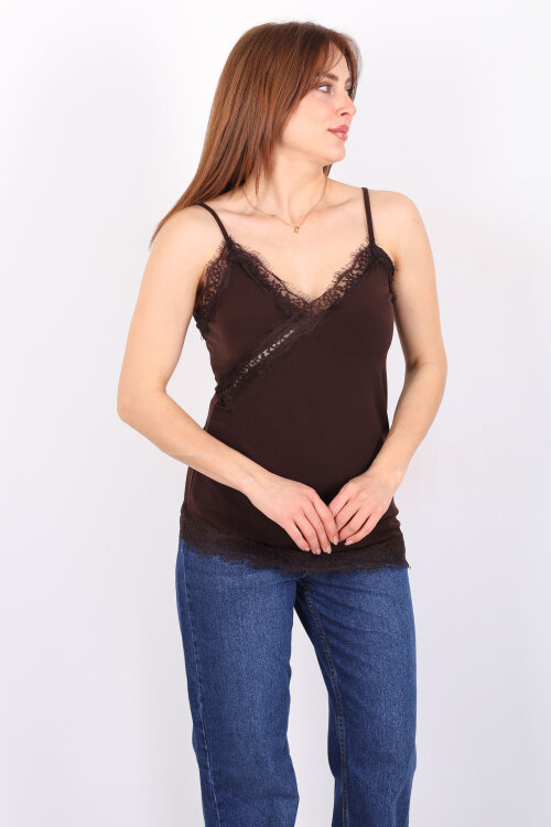 Asimetrik Dantel Detaylı Askılı Acı Kahve Kadın Bluz - 4