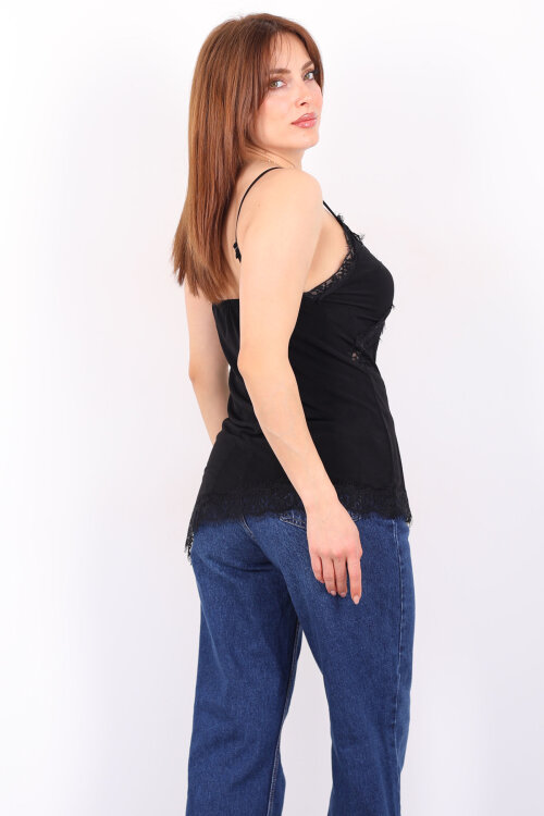 Asimetrik Dantel Detaylı Askılı Siyah Kadın Bluz - 5