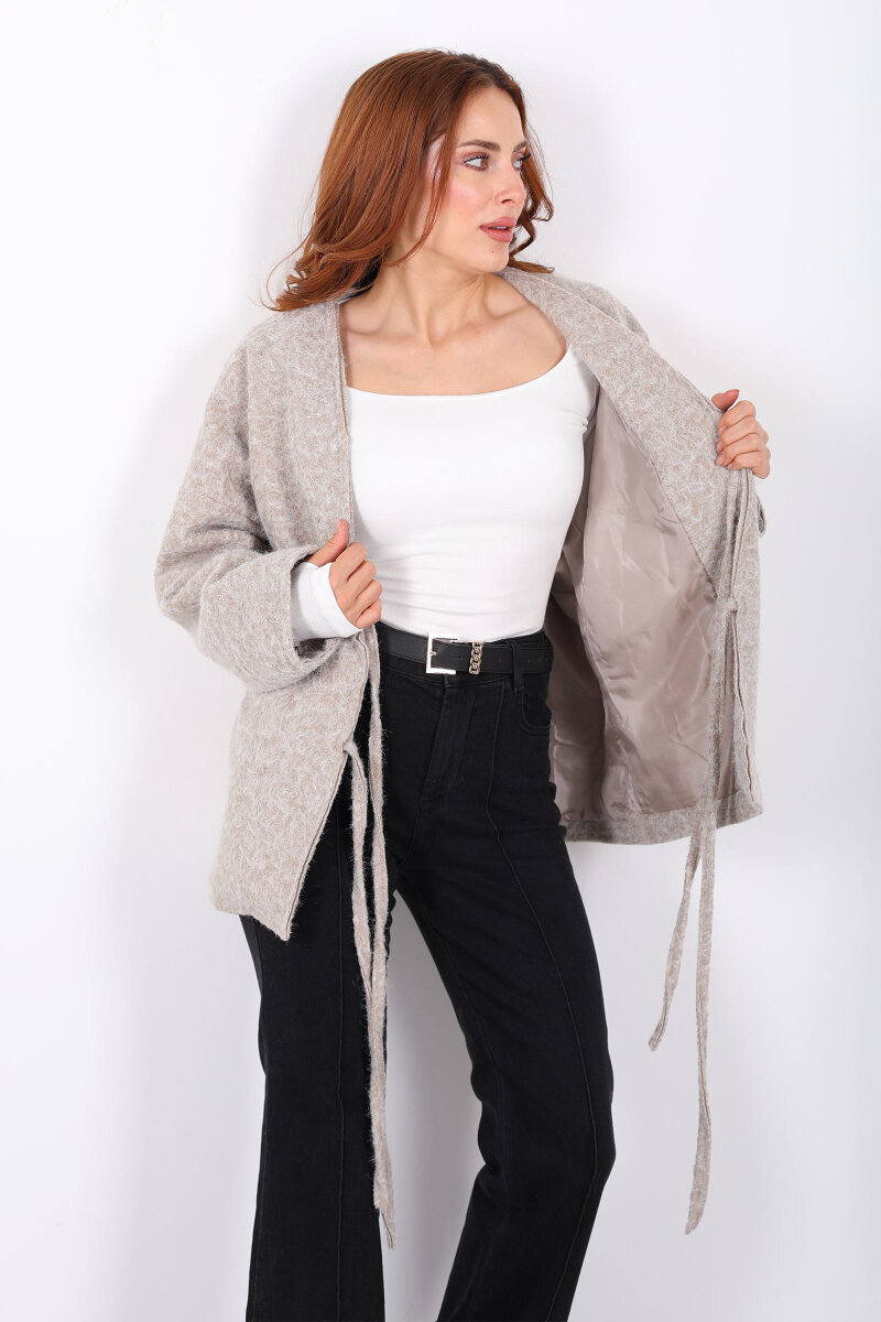 Bağlamalı Bej Kadın Sakallı Oversize Ceket - 1