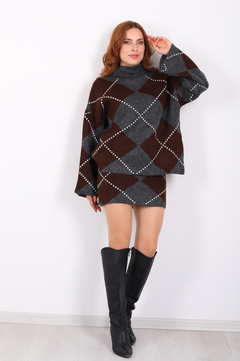 Baklava Desenli Etekli Kahverengi Kadın Triko Takım - 3