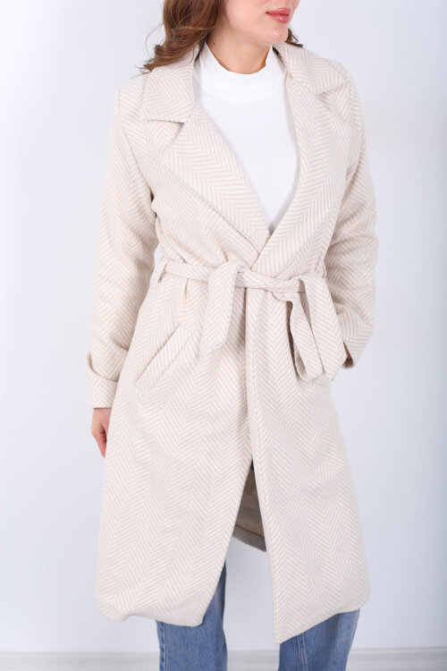 Balık Sırtı Krem Kadın Kaşe Kaban - Berox (1)