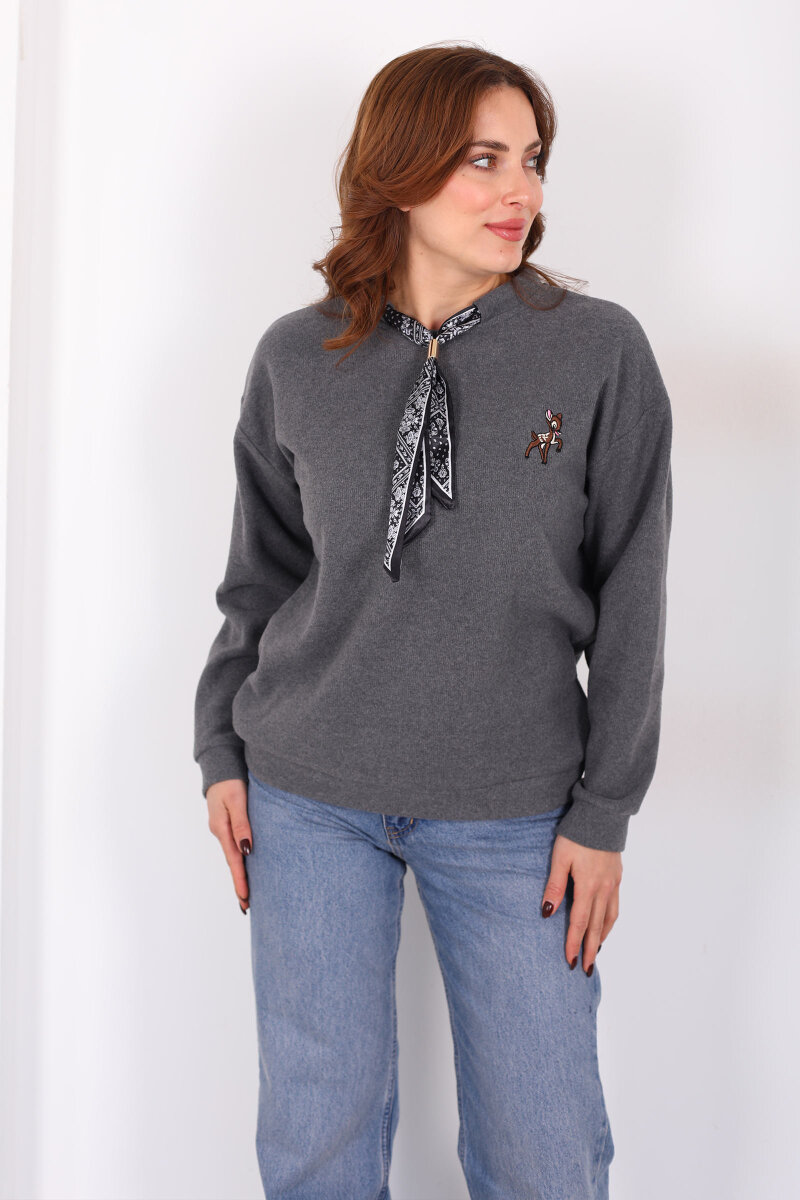Baskılı Yakası Fularlı Antrasit Kadın Selanik Sweat - 4