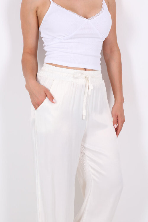Beli Bağlamalı Bol Paça Işıltılı Bürümcük Saten Ekru Kadın Pantolon - Berox (1)