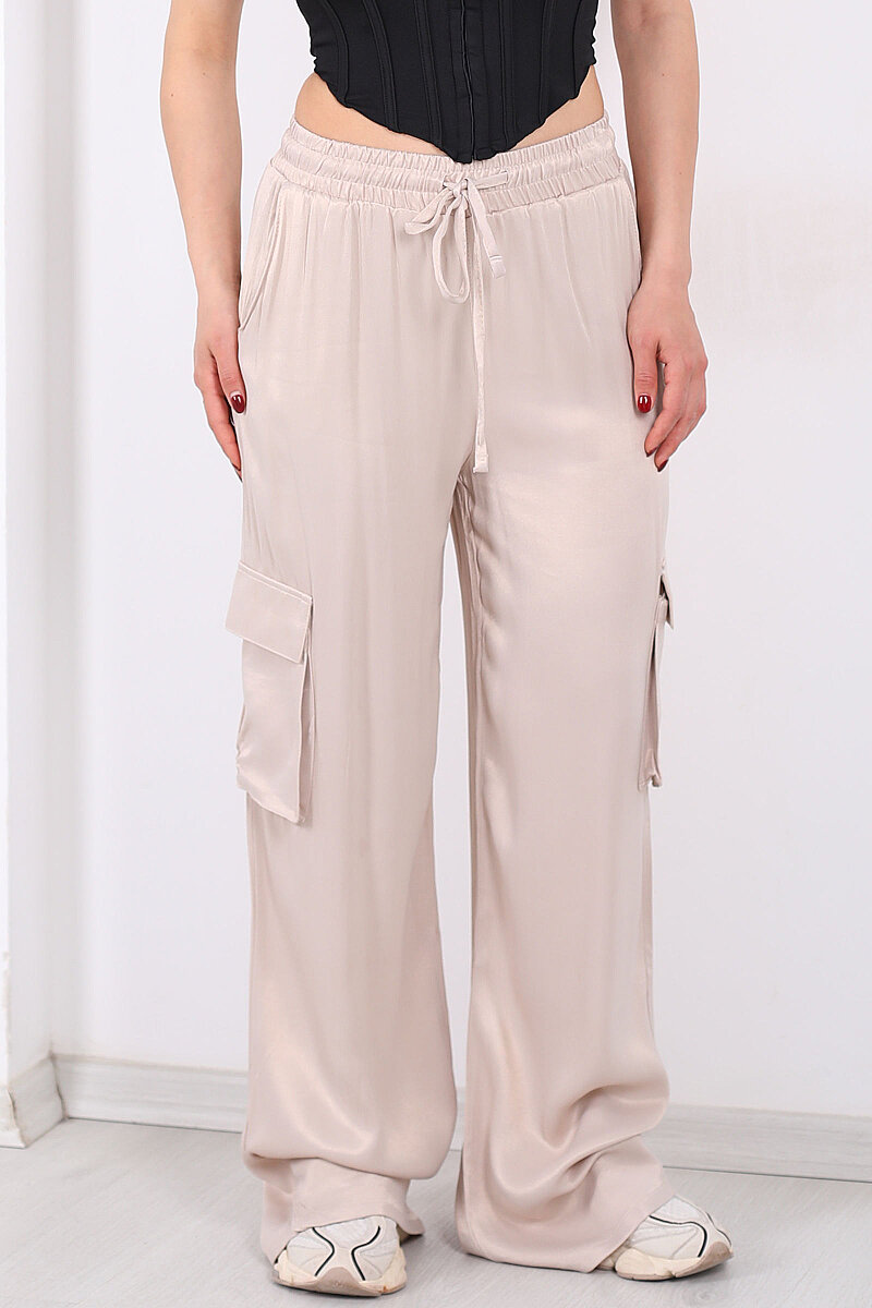 Beli Lastikli Kargo Cepli Bej Kadın Saten Pantolon - 2