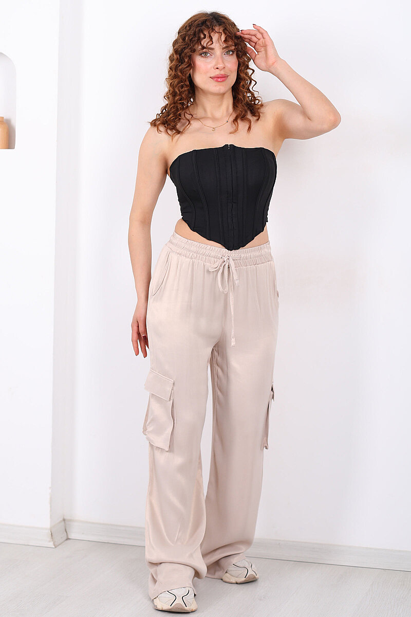 Beli Lastikli Kargo Cepli Bej Kadın Saten Pantolon - 4
