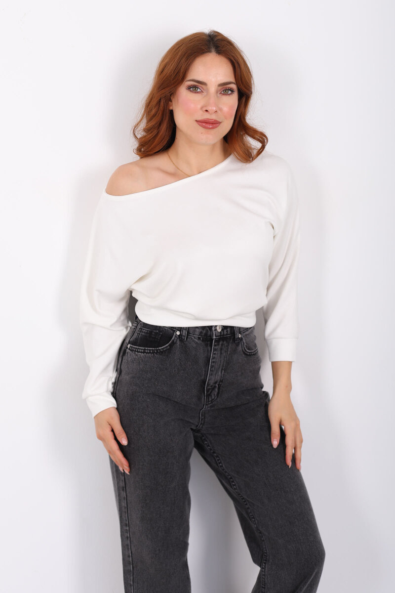 Beli Lastikli Kayık Yaka Ekru Kadın Modal Bluz - 4