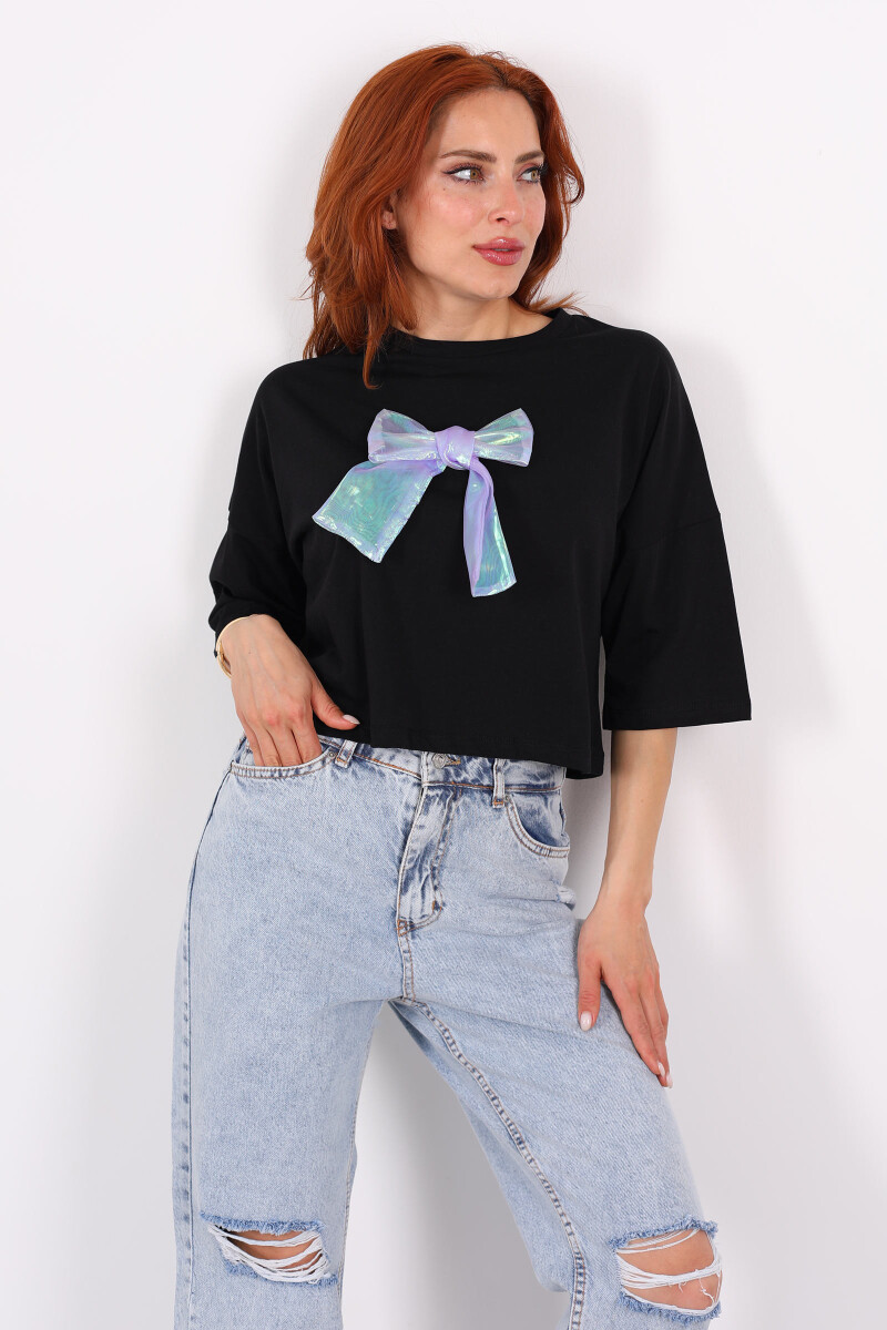 Beyaz Kurdeleli Bisiklet Yaka Oversize Siyah Kadın T-Shirt - 1