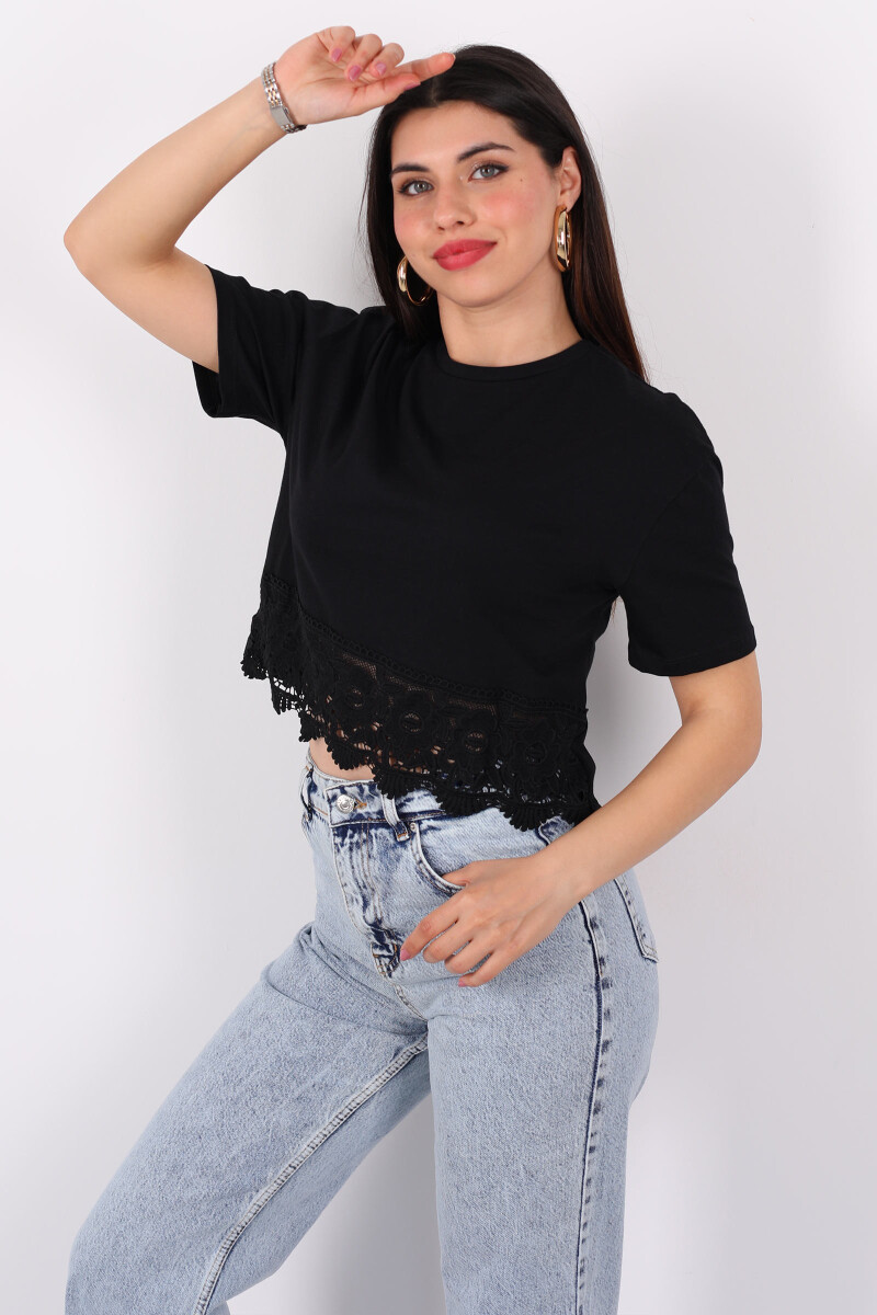 Bisiklet Yaka Beli Güpürlü Kısa Kol Siyah Kadın Bluz - 3