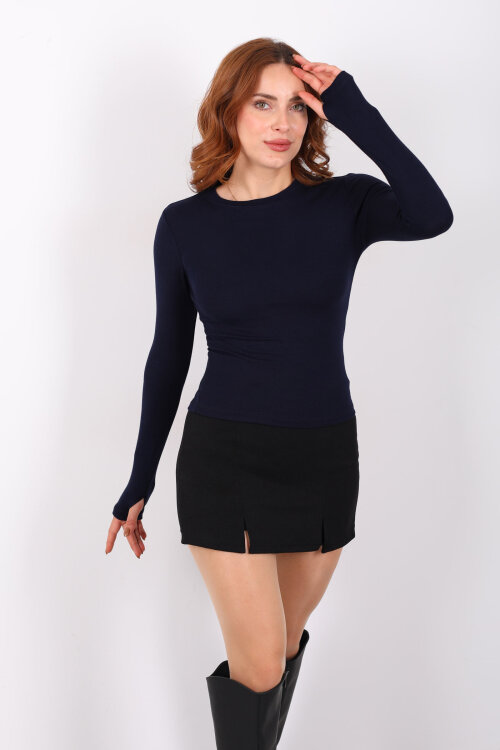 Bisiklet Yaka Buzi Parmak Geçirmeli Lacivert Kadın Bluz - Berox