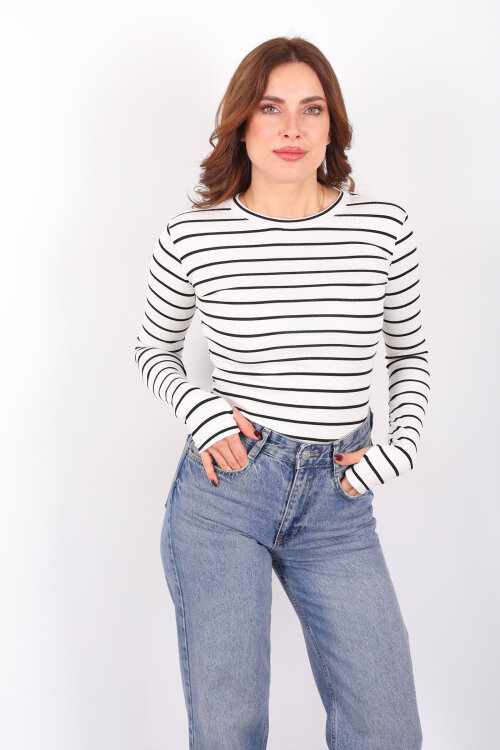 Bisiklet Yaka Çizgili Siyah Kadın Parmak Geçirmeli Bluz - 5
