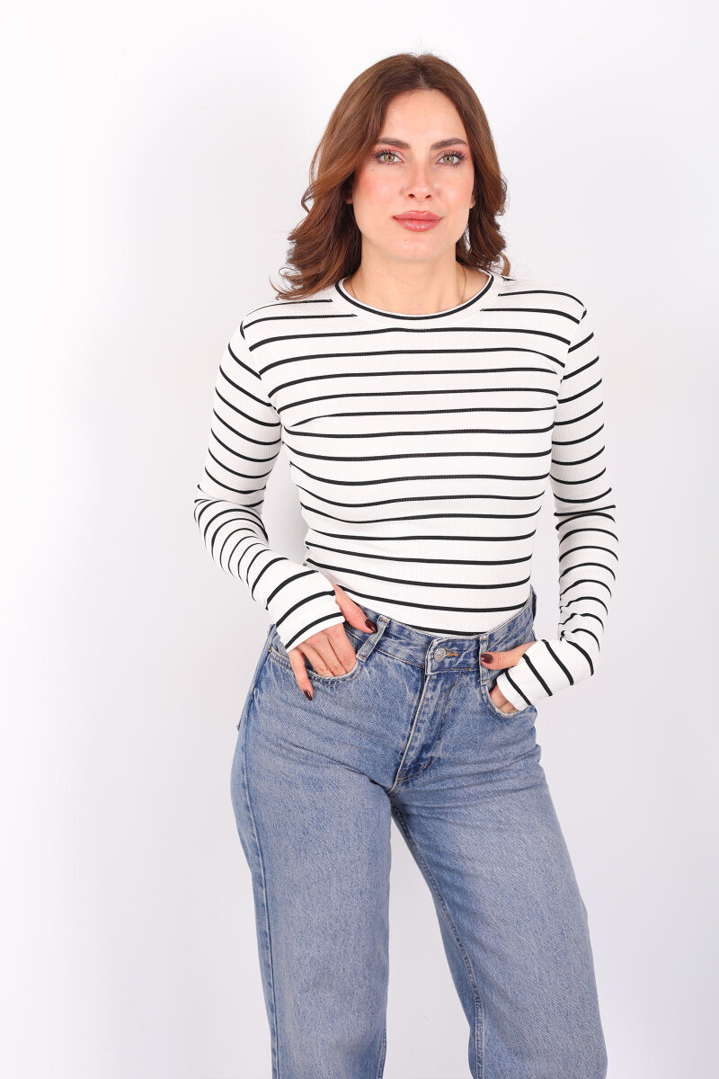 Bisiklet Yaka Çizgili Siyah Kadın Parmak Geçirmeli Bluz - 5