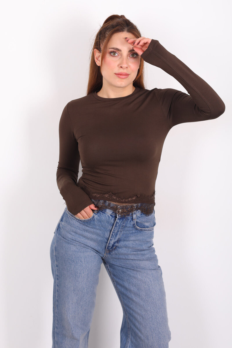 Bisiklet Yaka Eteği Dantelli Acı Kahve Kadın Bluz - 3