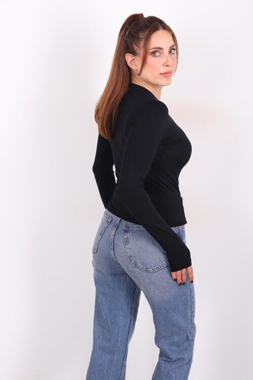 Bisiklet Yaka Eteği Dantelli Siyah Kadın Bluz - 4