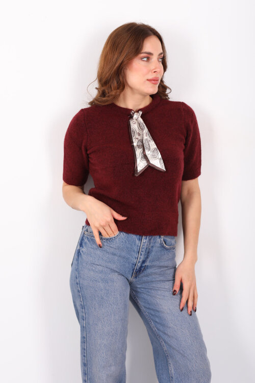 Bisiklet Yaka Fular Detaylı Kısa Kol Bordo Kadın Triko Kazak - 3