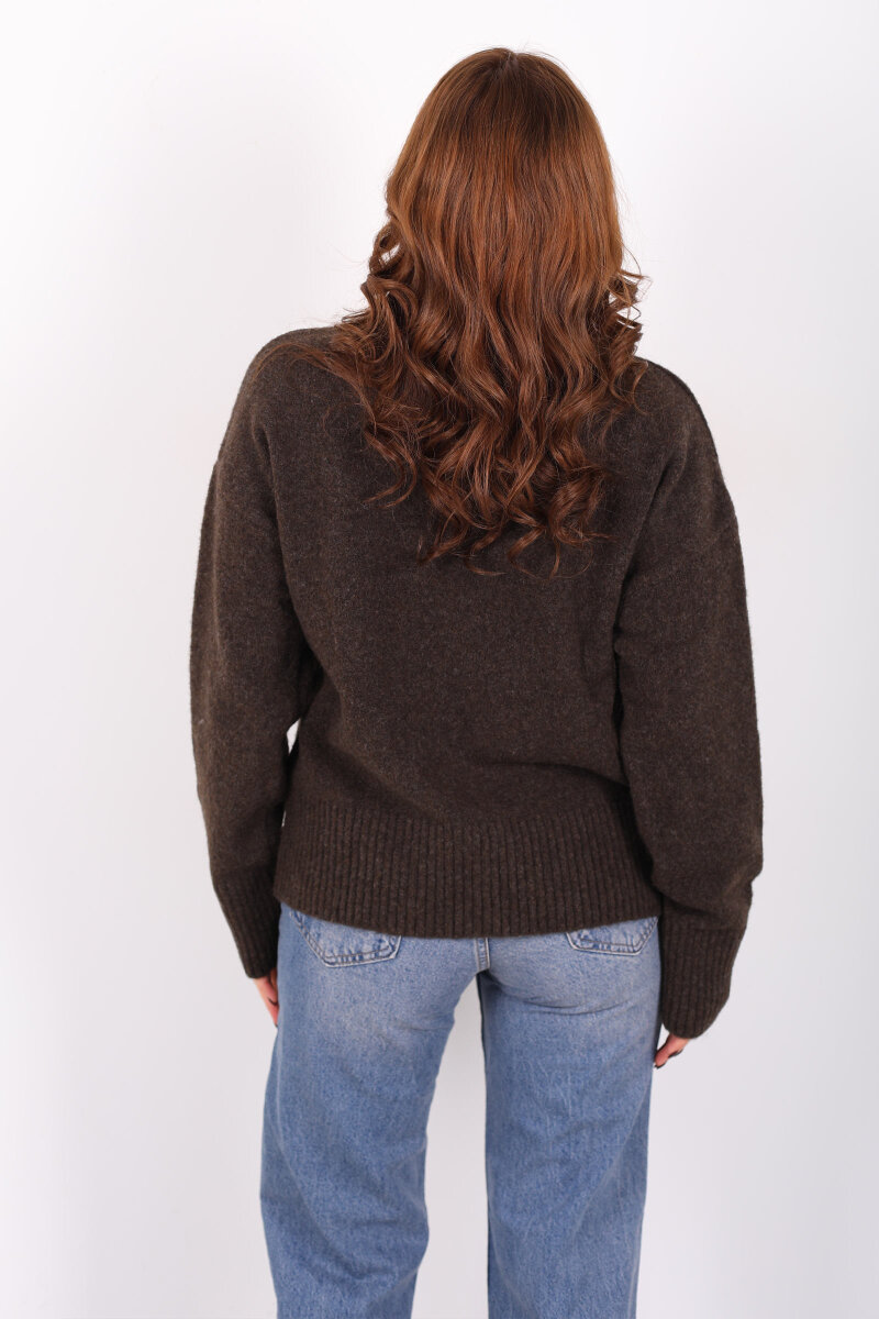 Bisiklet Yaka Kalp Detaylı Acı Kahve Kadın Triko Kazak - 5