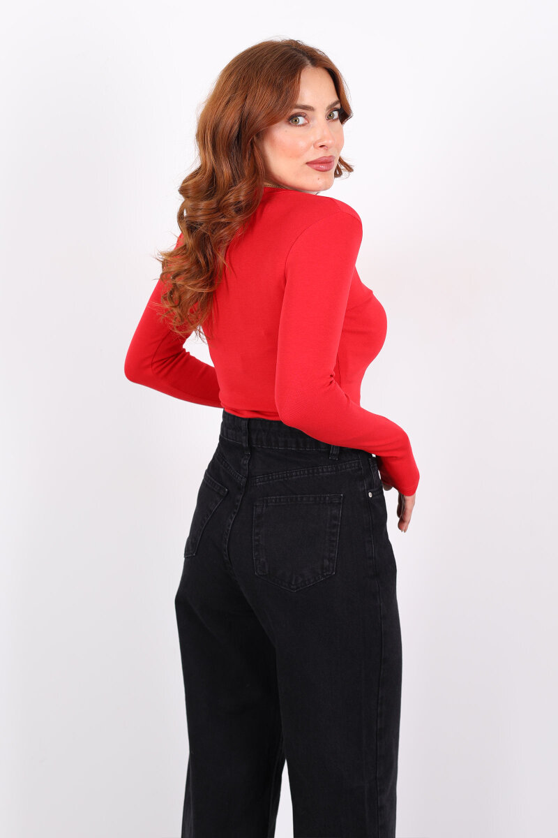 Bisiklet Yaka Kırmızı Kadın Ayıcık Nakışlı Body - 4