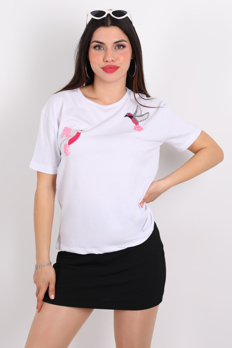 Bisiklet Yaka Kuş Nakışlı Beyaz Kadın T-Shirt - 1