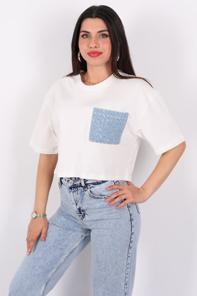 Bisiklet Yaka Pul Nakışlı Cep Detaylı Mavi Kadın T-Shirt - 4