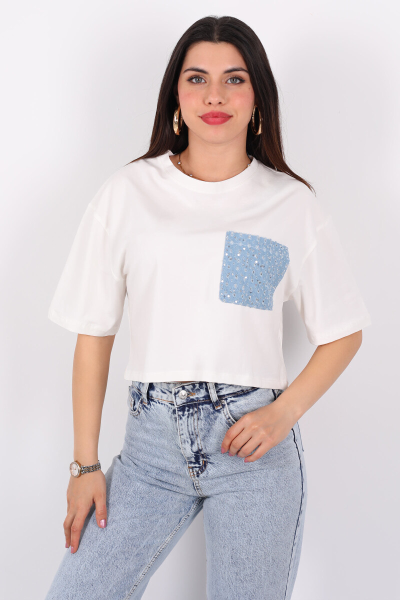 Bisiklet Yaka Pul Nakışlı Cep Detaylı Mavi Kadın T-Shirt - 1