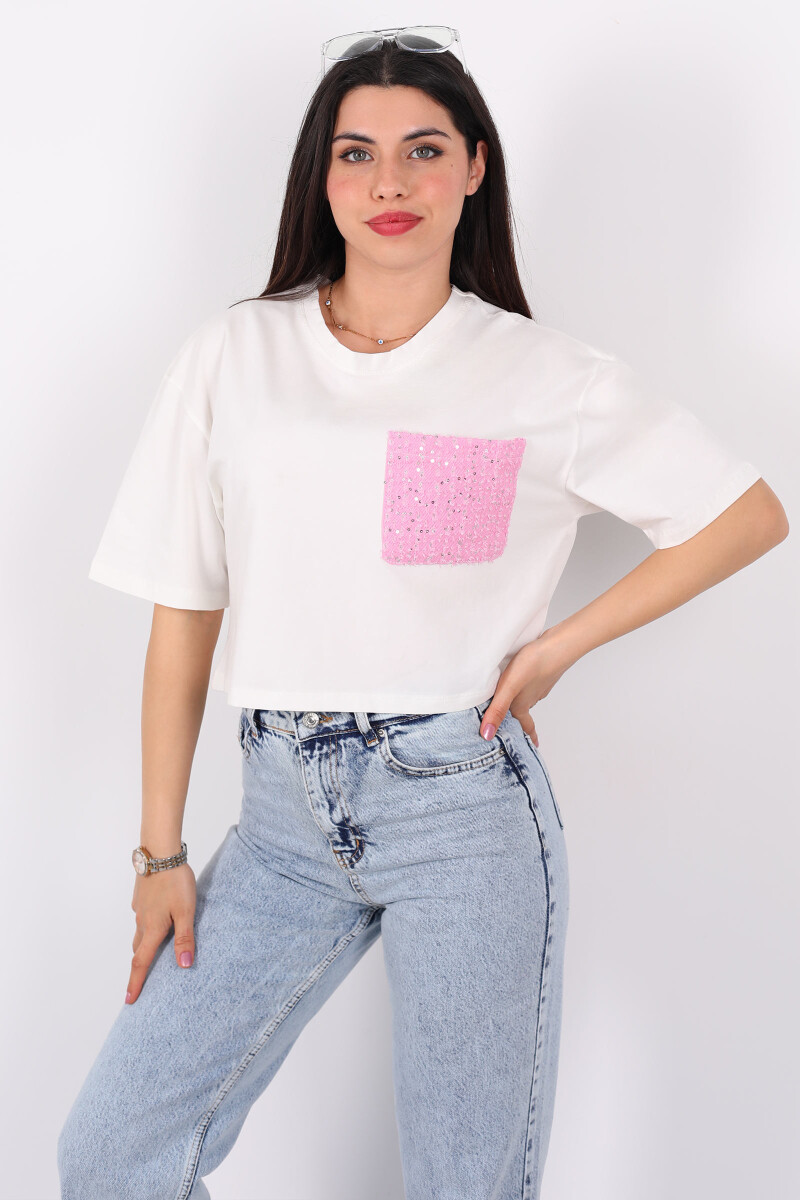 Bisiklet Yaka Pul Nakışlı Cep Detaylı Pembe Kadın T-Shirt - 1