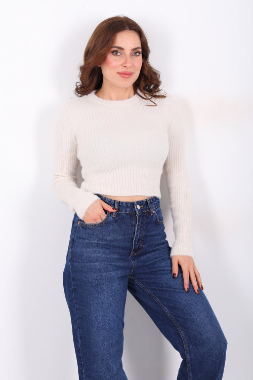 Bisiklet Yaka Sakallı Yumuşak Ekru Kadın Triko Kazak - 3