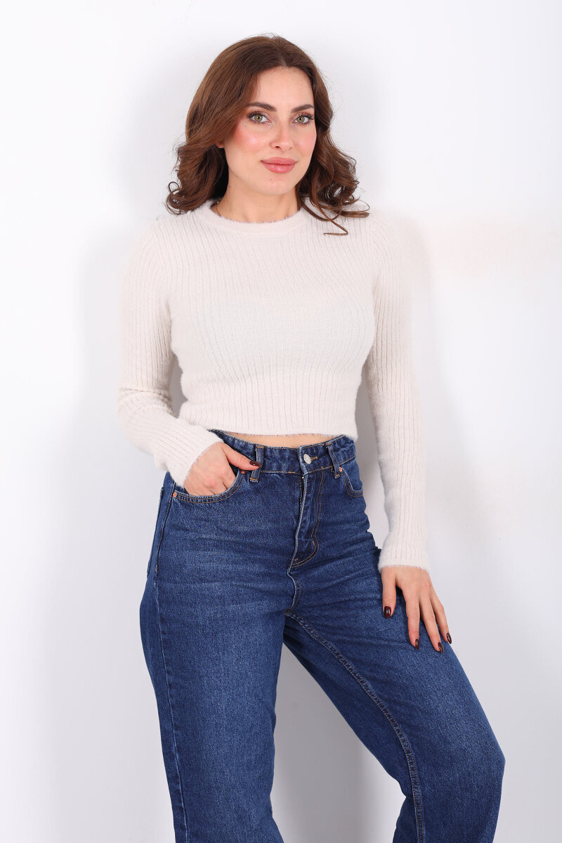 Bisiklet Yaka Sakallı Yumuşak Ekru Kadın Triko Kazak - 3