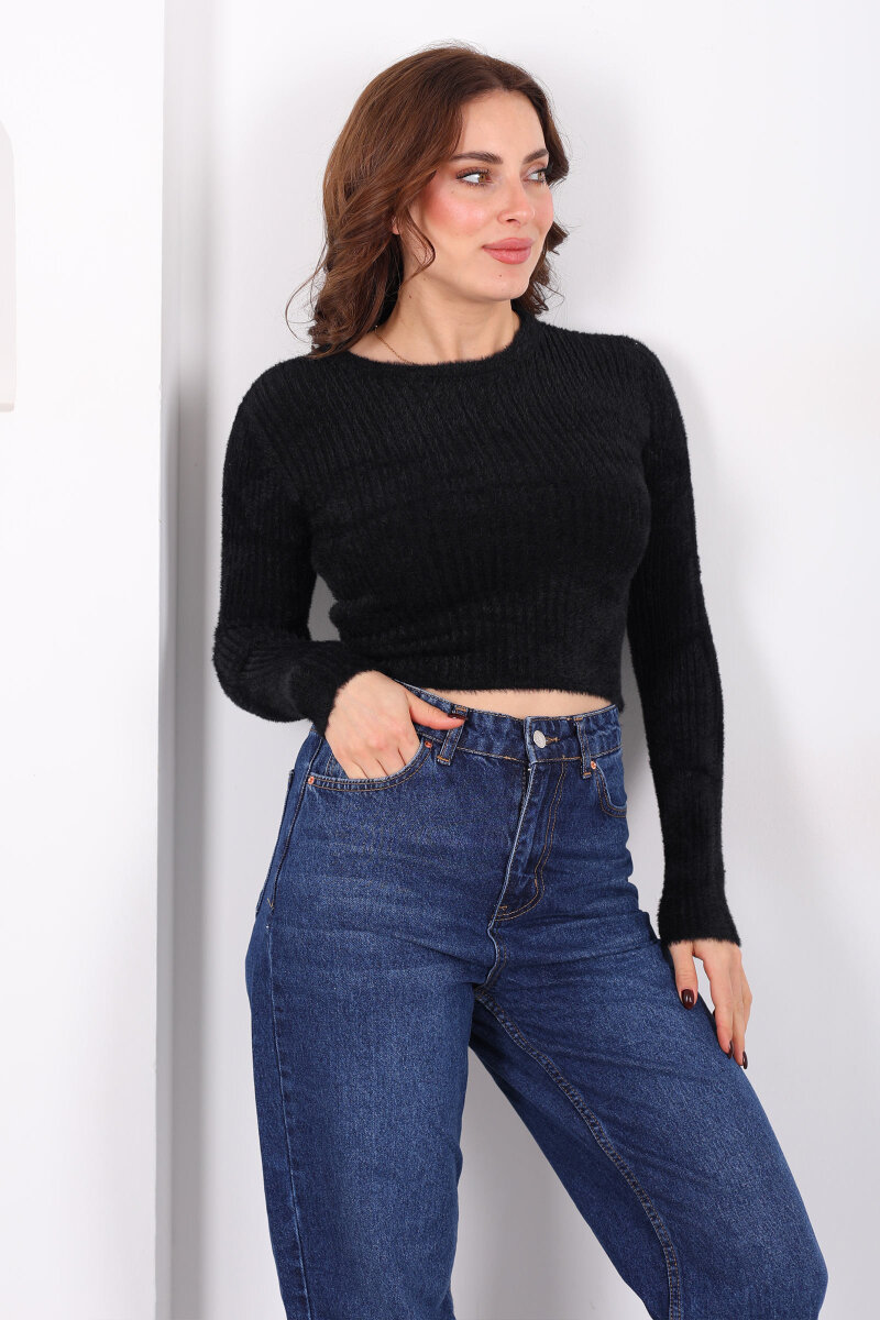 Bisiklet Yaka Sakallı Yumuşak Siyah Kadın Triko Kazak - 1