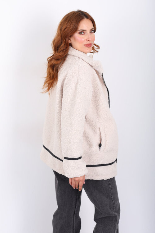 Biyeli Cepli Krem Kadın Peluş Ceket - 5