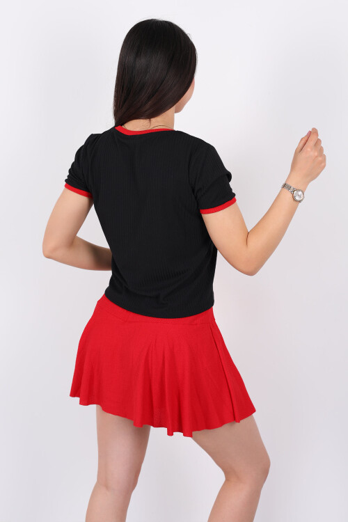 Biyeli A Kalp Nakışlı Kısa Kol Fitilli Siyah Kadın T-Shirt - 5