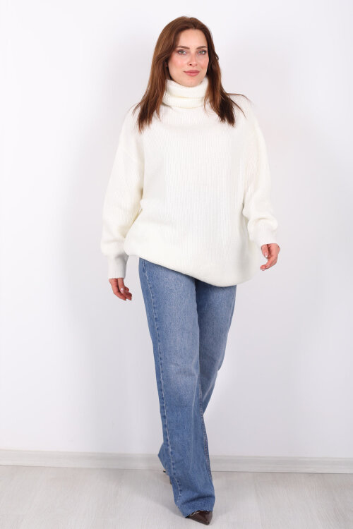 Boğazlı Kadın Beyaz Triko Kazak - 3