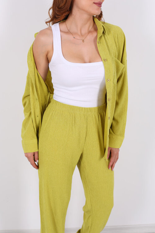 Bol Paça Bürümcük Yeşil Kadın Gömlek Takım - Berox (1)