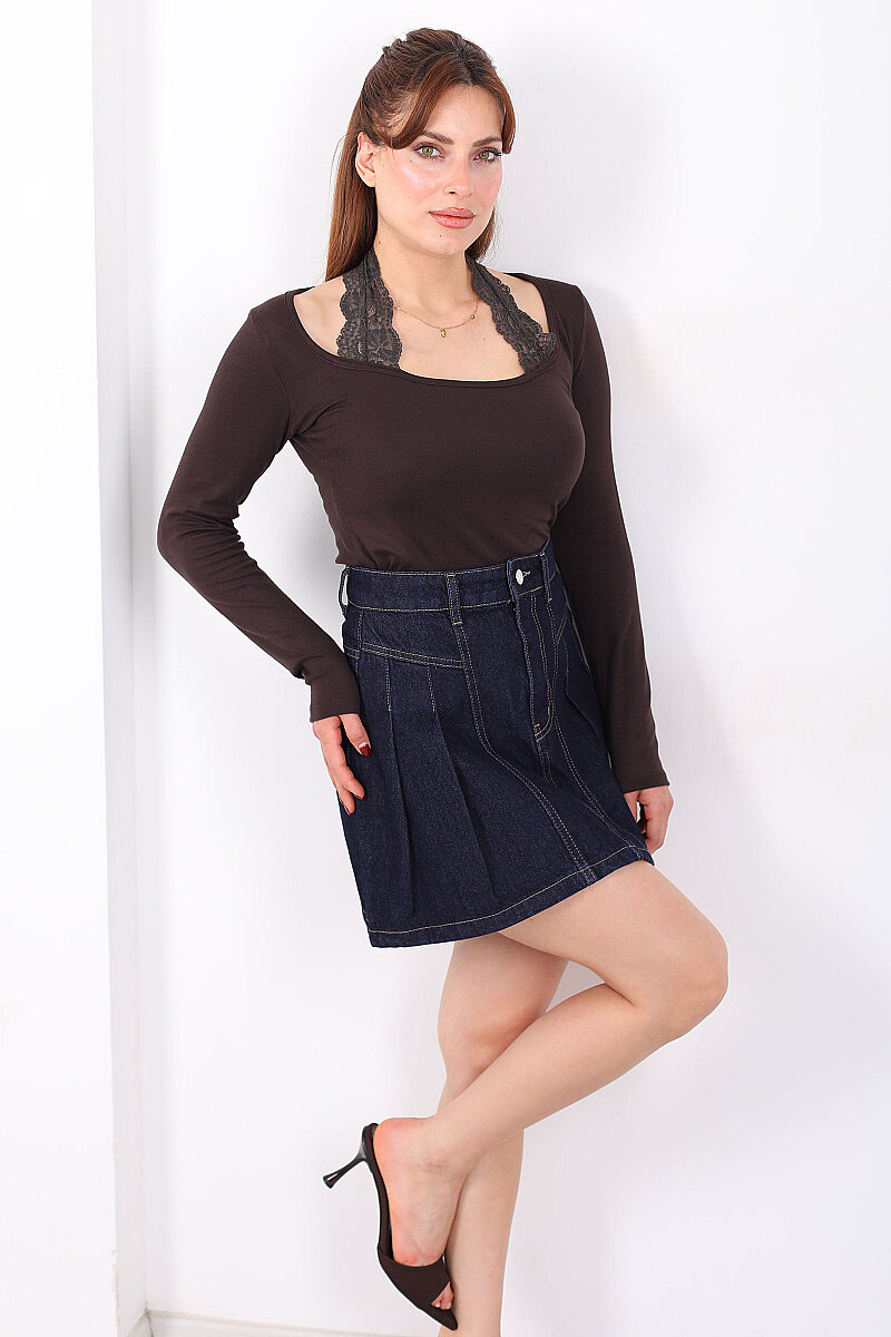 Boyundan Dantel Geçirmeli U Yaka Kadın Acı Kahve Bluz - 1