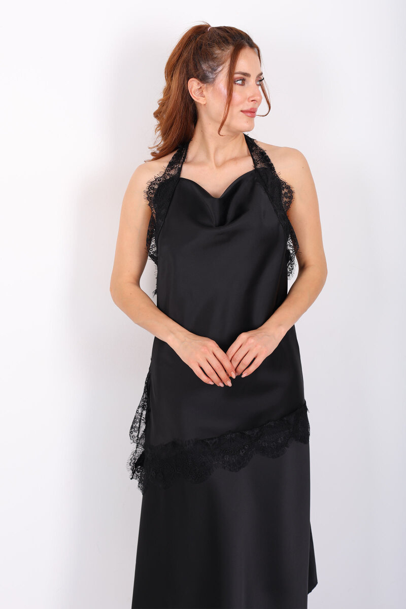 Boyundan Tül Bağlamalı Siyah Kadın Asimetrik Saten Bluz - 2