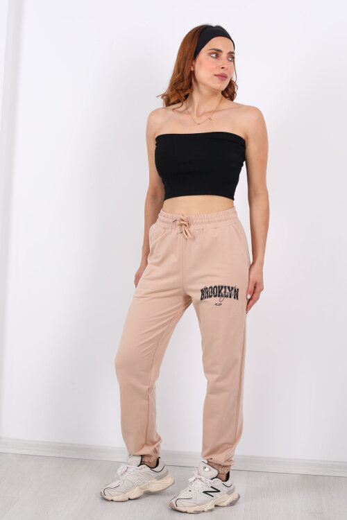 Brooklyn Baskılı Paça Lastikli Bej Kadın Eşofman Altı - 4