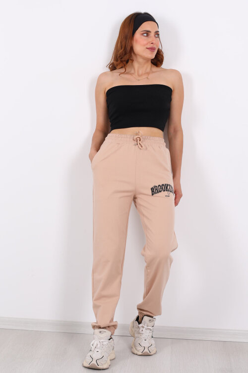 Brooklyn Baskılı Paça Lastikli Bej Kadın Eşofman Altı - Berox