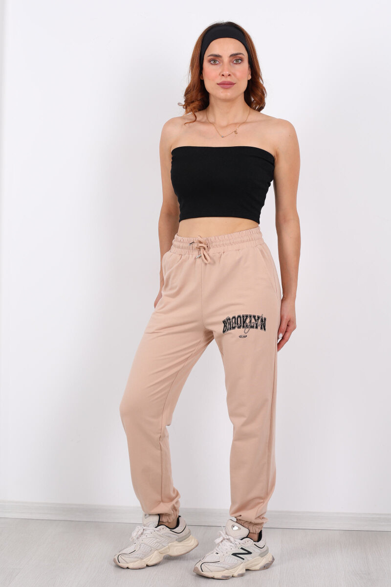 Brooklyn Baskılı Paça Lastikli Bej Kadın Eşofman Altı - 6