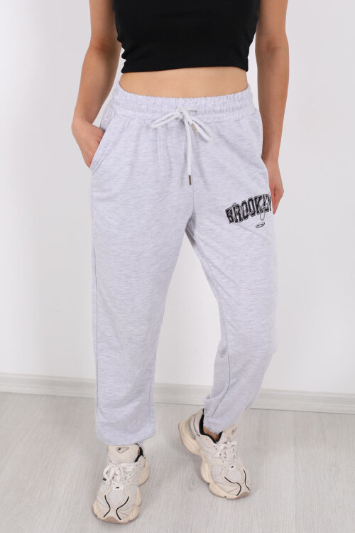 Brooklyn Baskılı Paça Lastikli Gri Kadın Eşofman Altı - Berox (1)
