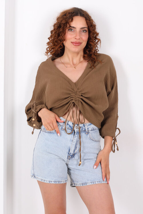 Büzgülü V yaka Müslin Kahverengi Kadın Bluz - Berox
