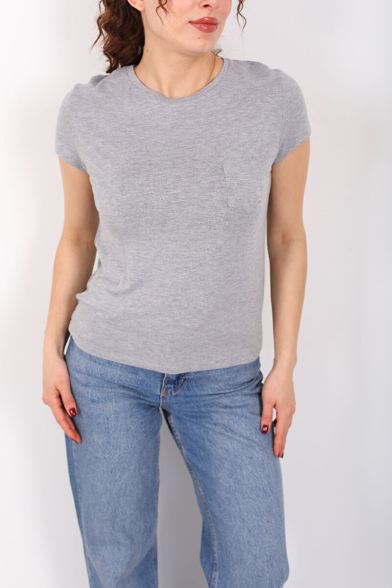 Cep Detaylı Bisiklet Yaka Gri Kadın T-Shirt - 2