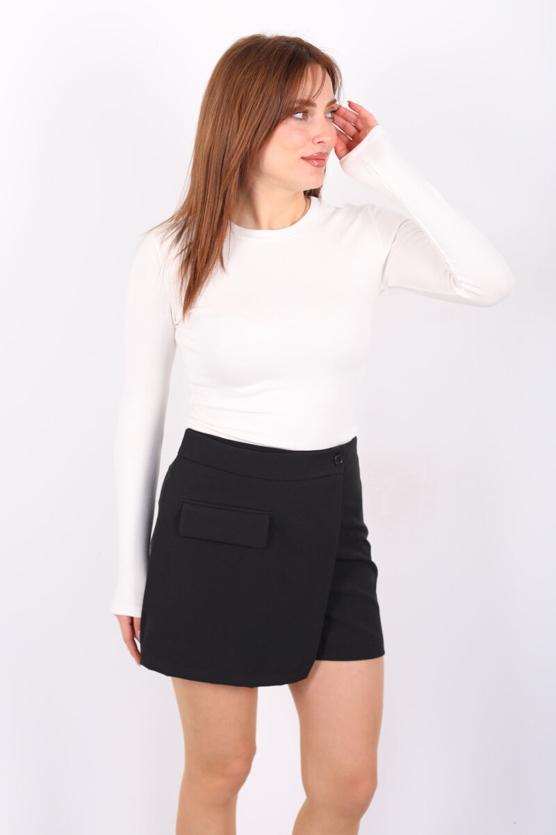 Cep Kapaklı Düğmeli Kadın Siyah Mini Şort Etek - 1