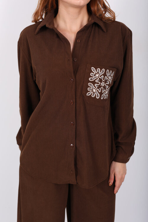 Cep Nakışlı Oversize Acı Kahve Kadın Kadife Gömlek - Berox (1)