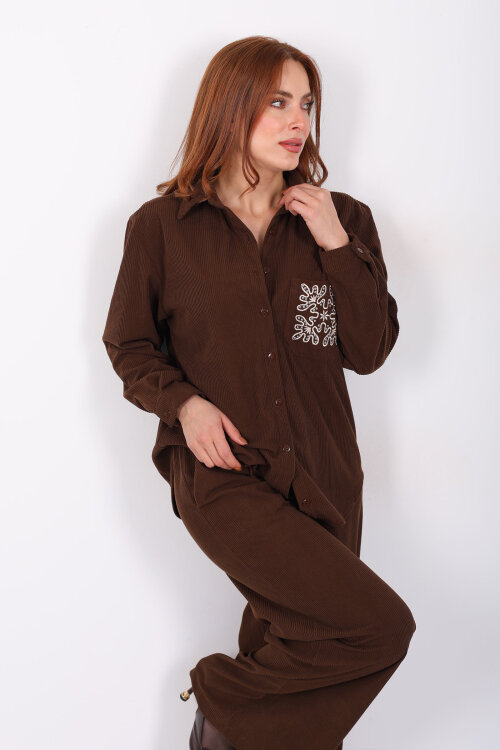 Cep Nakışlı Oversize Acı Kahve Kadın Kadife Gömlek - Berox