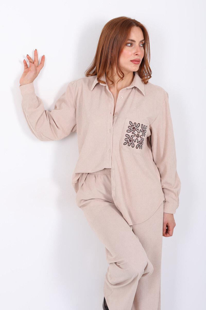 Cep Nakışlı Oversize Bej Kadın Kadife Gömlek - 1
