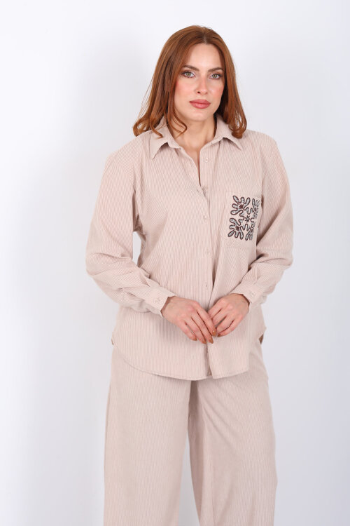 Cep Nakışlı Oversize Bej Kadın Kadife Gömlek - 4