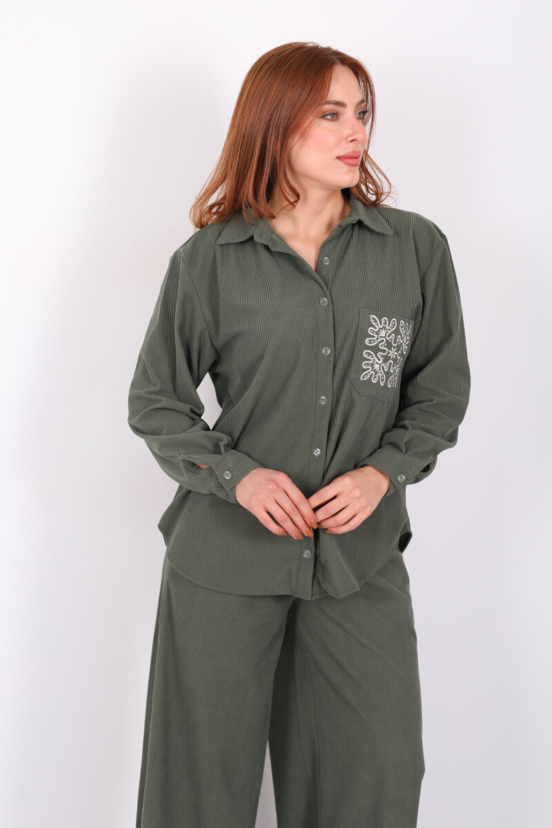 Cep Nakışlı Oversize Haki Kadın Kadife Gömlek - 1