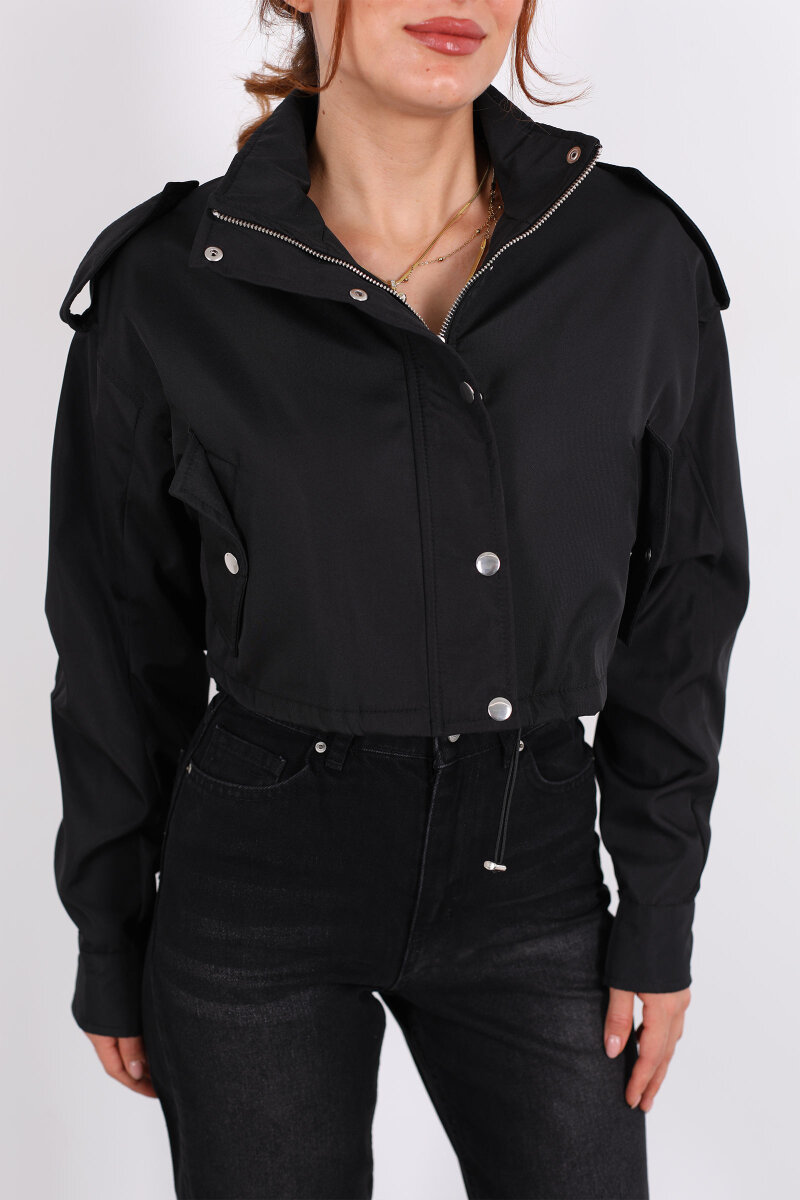 Cepli Düğme Detaylı Siyah Kadın Kısa Trençkot - 2