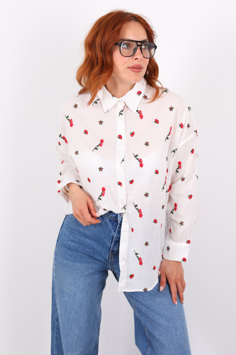 Çiçek Nakışlı Yakalı Beyaz Kadın Oversize Gömlek - 3
