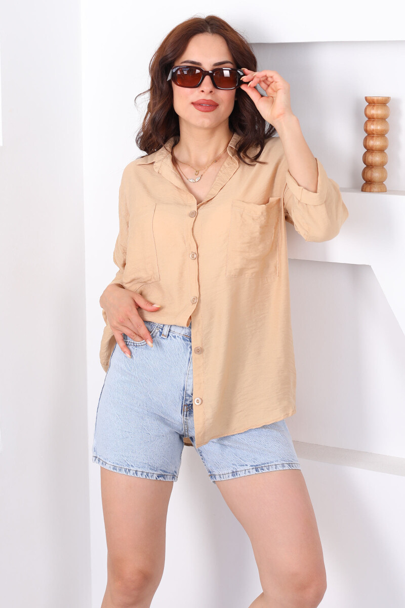 Çift Cepli Düğmeli Oversize Bej Kadın Gömlek - 1